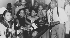 Events This Month at Club de Lisa